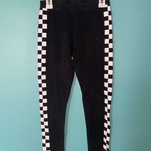 SZ 10/12, Black, checkered leggings.